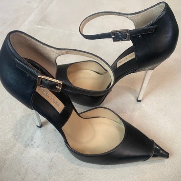 Michael Kors Arielle Steeltoe Leather Pumps - Picture 2 of 11